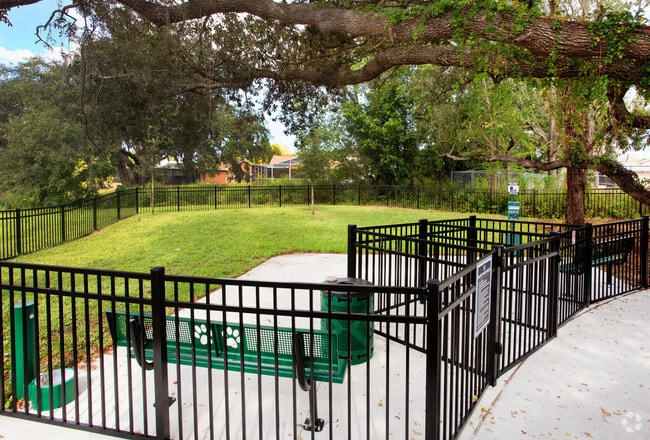 Parque para perros - Hammock Ridge, II