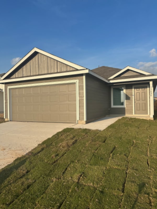 Building Photo - 13824 Chital Chase