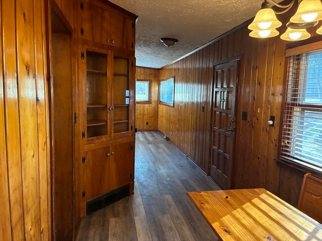 Photo - 2300 Midvale Ave