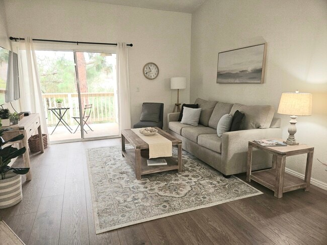 Building Photo - 631 Oak Run Trl Unit 310