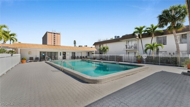 Photo - 1830 Maravilla Ave Unit 816