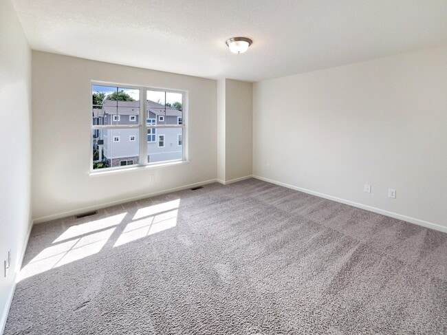 Photo - 6964 Huckleberry Dr