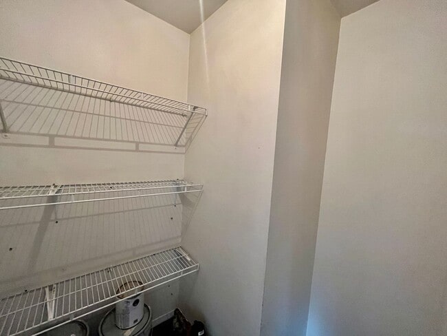 Photo - 1154 Darby St