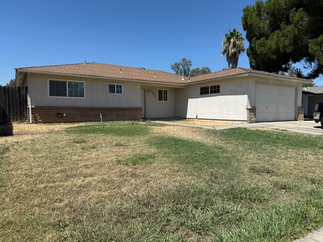 Building Photo - Available NOW! Rental