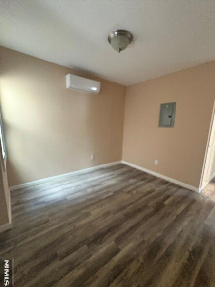 Photo - 172 N Main St Unit 3