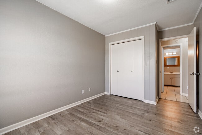 3BR, 2BA - 1150SF - Bedroom