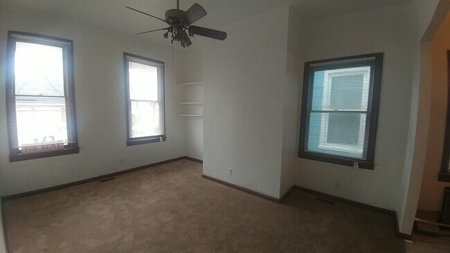 Photo - 708 DINWID Unidad A