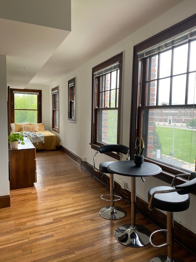 Argonne Apartments Des Moines, IA