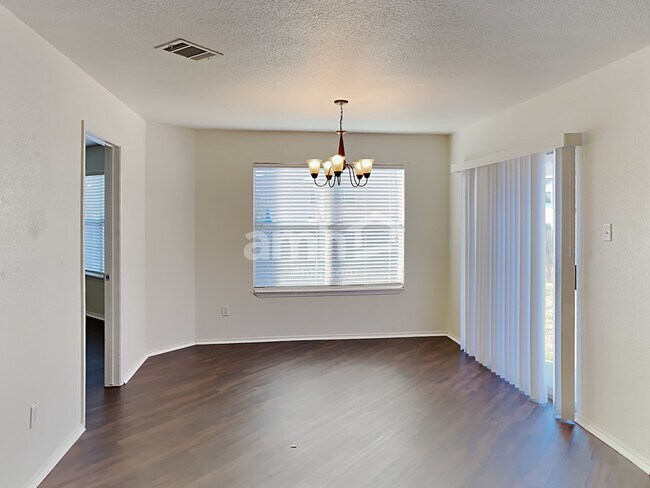 Photo - 9833 Sparrow Hawk Lane