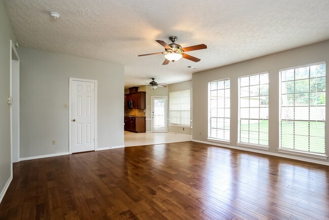 Photo - 5111 Natural Bridge Dr