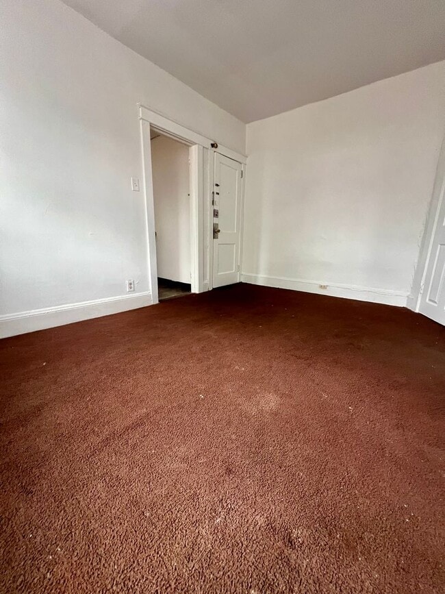 Photo - 1001 Clifton Ave Unit 2R