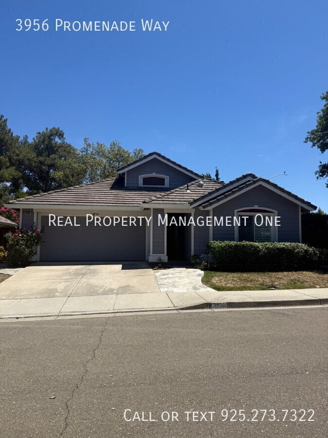 Building Photo - 3956 Promenade Way