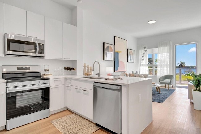 Photo - 2121 Broward Ave Unidad 224