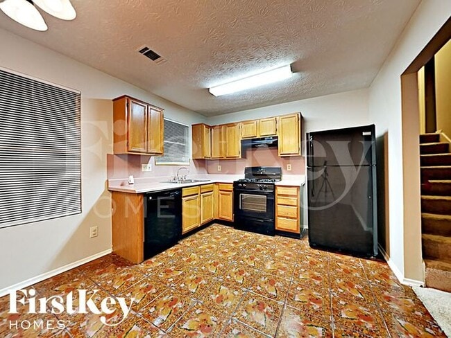 Photo - 1998 Glenwood Downs Dr