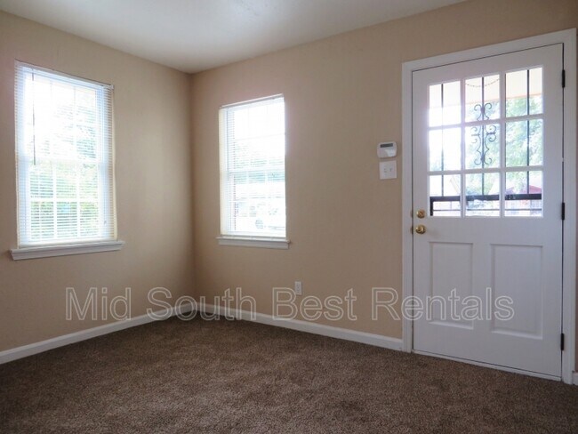 Photo - 3424 Piney Woods Ave