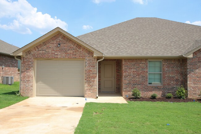 Photo - 2 Bedroom 2 Bath Townhome! Whitehouse ISD! Unidad 6023