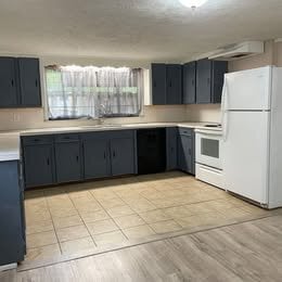 705 S Roosevelt Ave