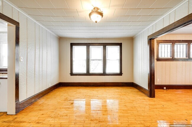 Photo - 745 Racine St Unit 745