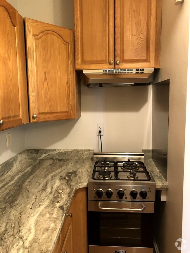 Building Photo - 5 Haskell St Unit 43 Rental