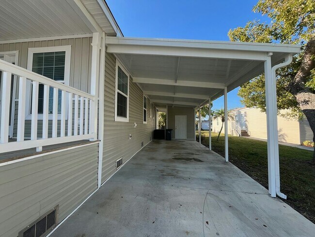 Photo - 239 Sable Dr