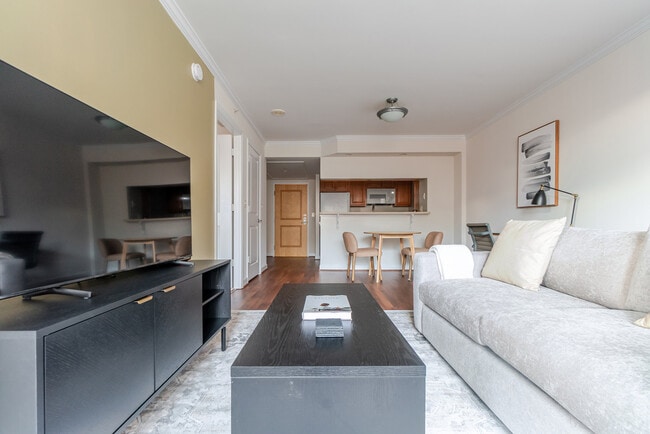 Photo - 3900 Fairfax Dr Unit FL6-ID1223