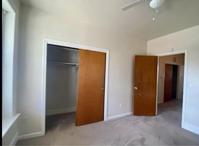 Photo - 243 Noble St Unit #1