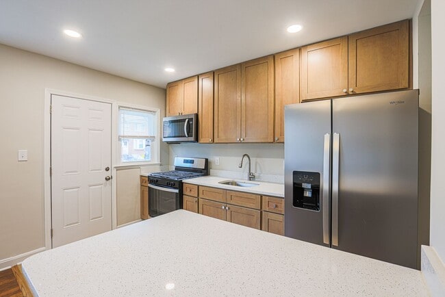 Photo - 3 BR 1-1/2 Baths MUST SEE- ACCEPTING HOSUING VOUCHERS!