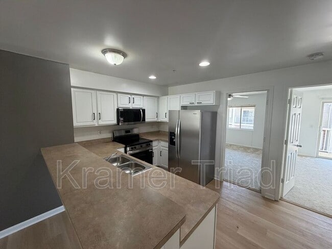 Photo - 1152 Faulkner Unit #5