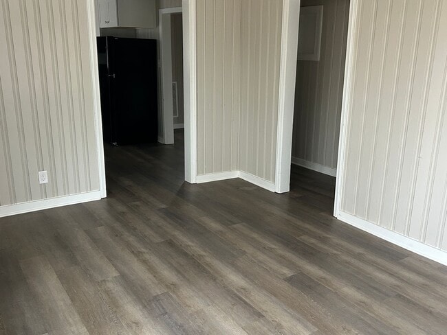 Photo - 4955 Deland St