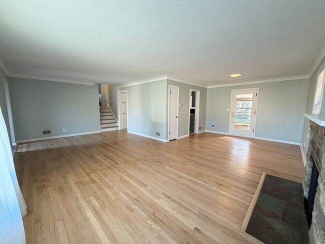 Photo - Updated 3 bedroom in Alger Heights area