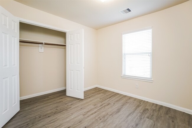 2430 Tomica Ct