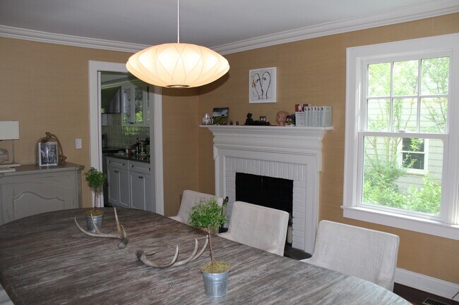 Photo - 724 Forest Ave