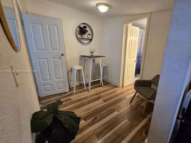 Photo - 7638 N Miami Ave Unit 8