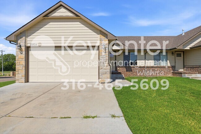 Building Photo - 12804 E Timber Lake Rd