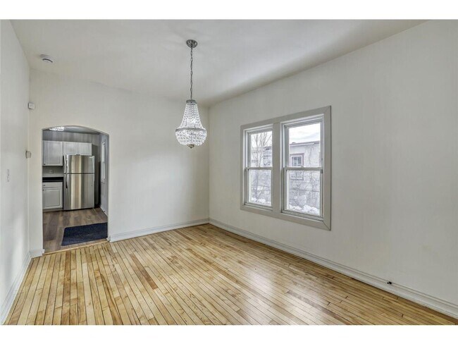 Photo - 610 Fairview Ave N