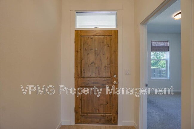 Photo - 935 SE 36th St