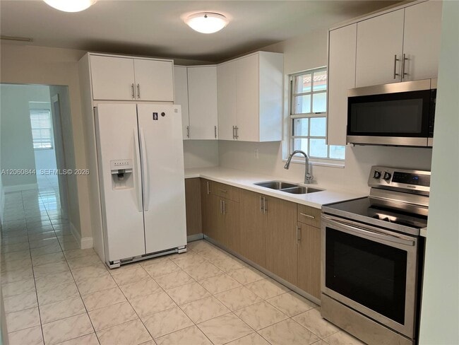 Photo - 421 NW 57th Ct