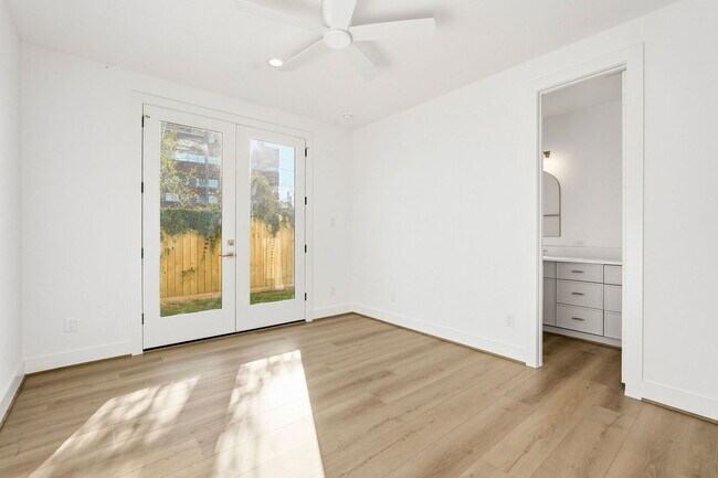 Photo - 3828 Wilmer St