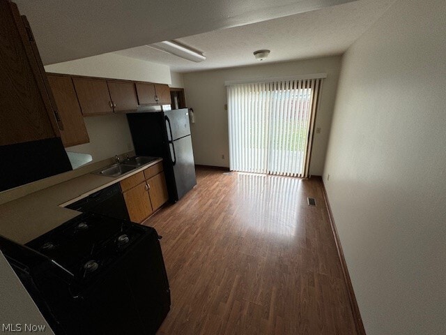 Photo - 914 Shadowrow Ave