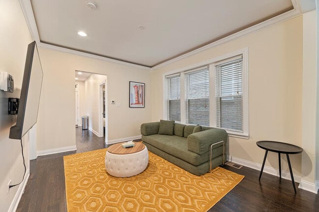 Building Photo - 1351 N Lawndale Ave