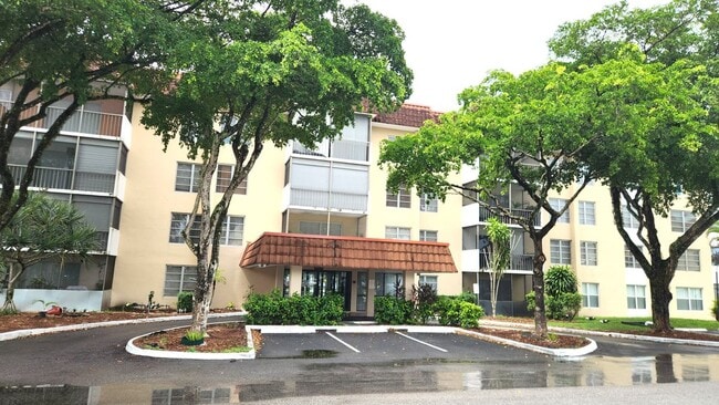 Photo - 4156 Inverrary Dr