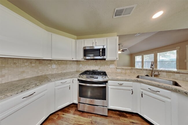 Photo - 14415 Cypress Meadow Dr