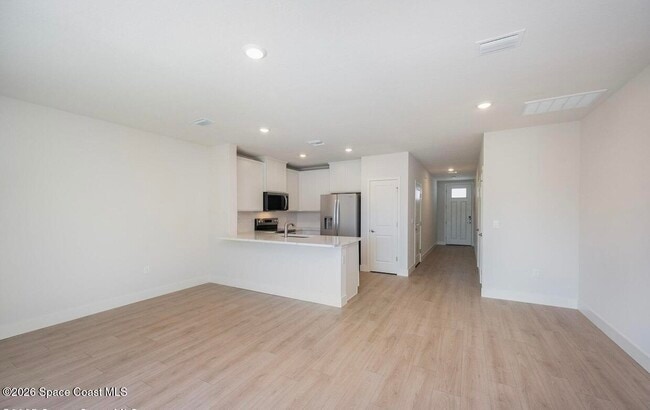Photo - 468 Houston Ln