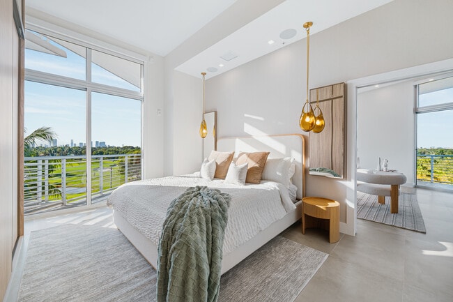 Photo - 2001 Meridian Ave Unit # 514