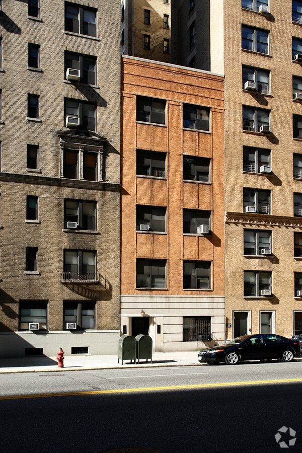Furnished Quarters at 142 West 86th Street - Furnished Quarters at 142 West 86th Street Apartments