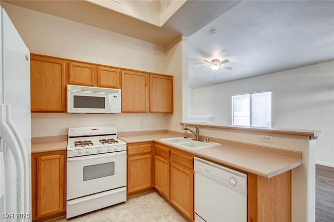 Photo - 3511 Desert Cliff St Unit 203