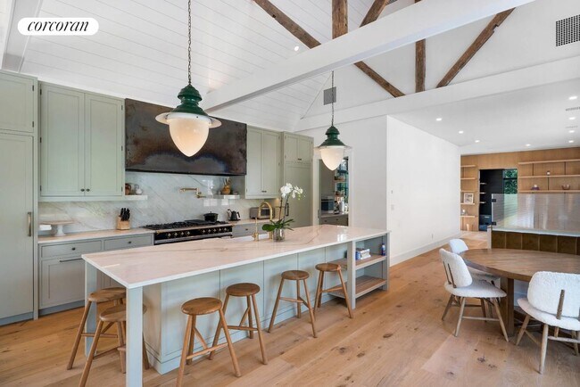 Photo - 206 Mecox Road