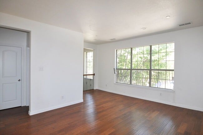 Photo - 1510 Biltmore Ln