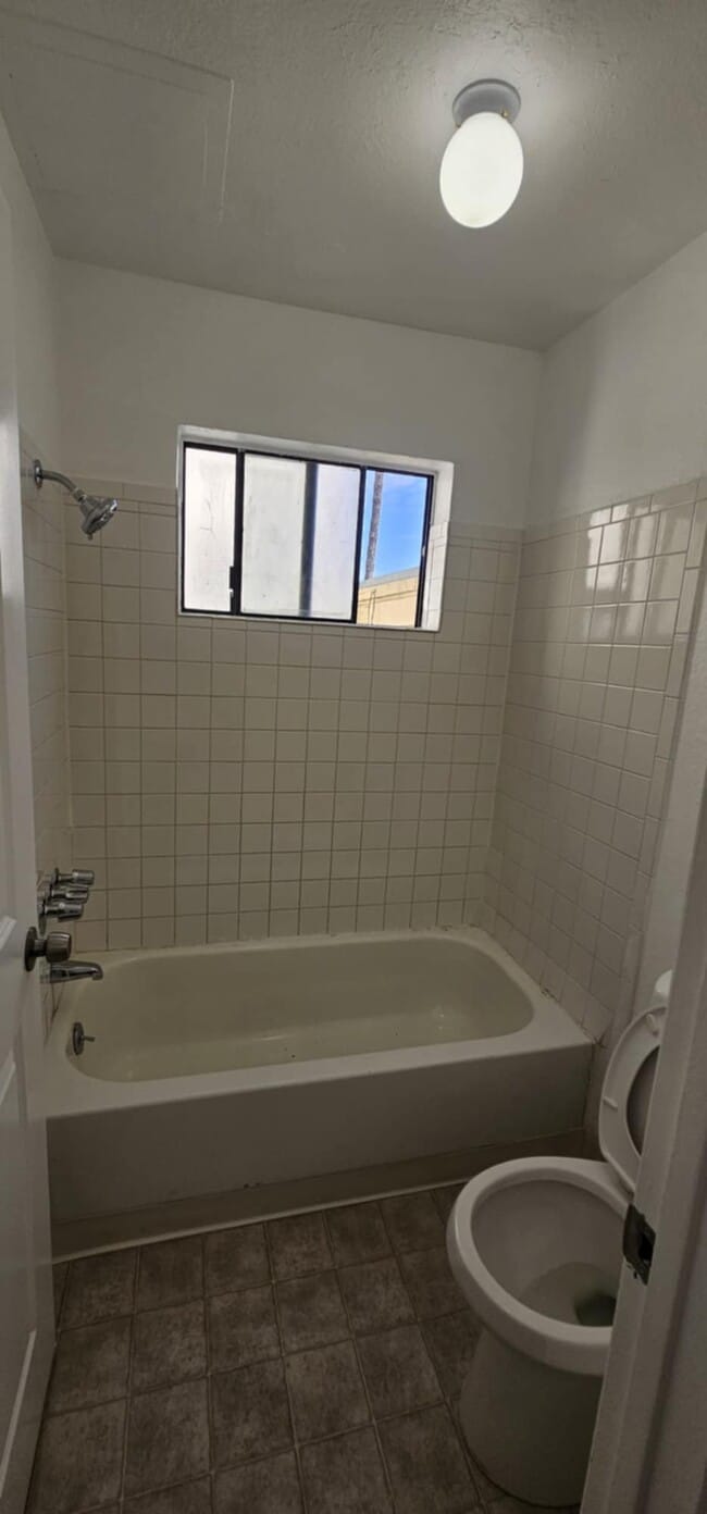 Photo - Mission Bart Apartments LLC