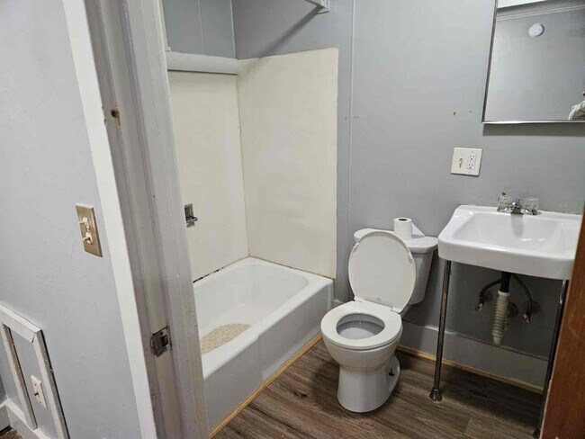 Photo - 86 River St Unit APT-3